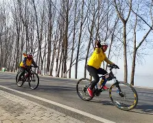 自行车大奖赛，川蜀海豚队与川蜀铁骑队绝杀，VAR改判成焦点！技战术储备厚实(自行车大组赛)