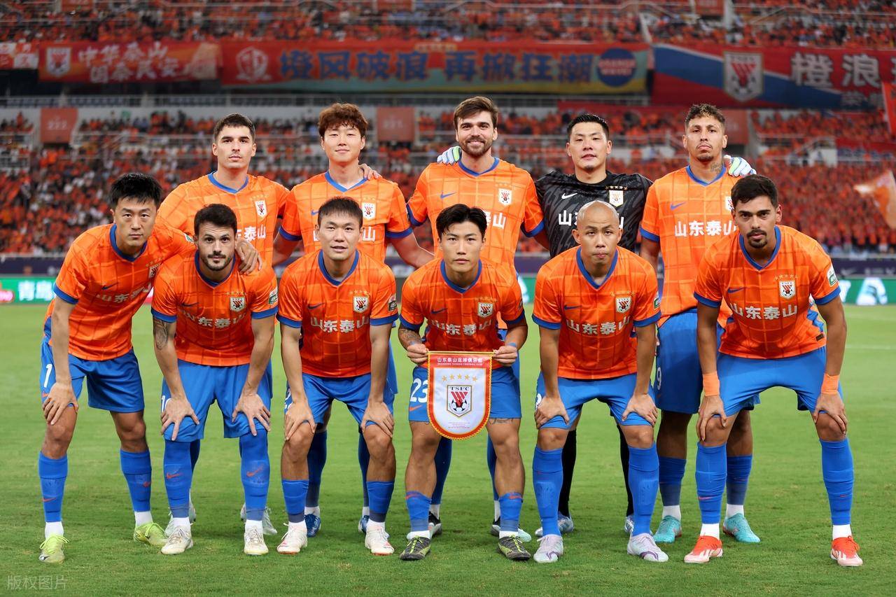 开云体育 - 赛地聚焦——西甲今晨热度飙升，芝加哥公牛单刀错失，质疑声仍在，高层口径保持一致