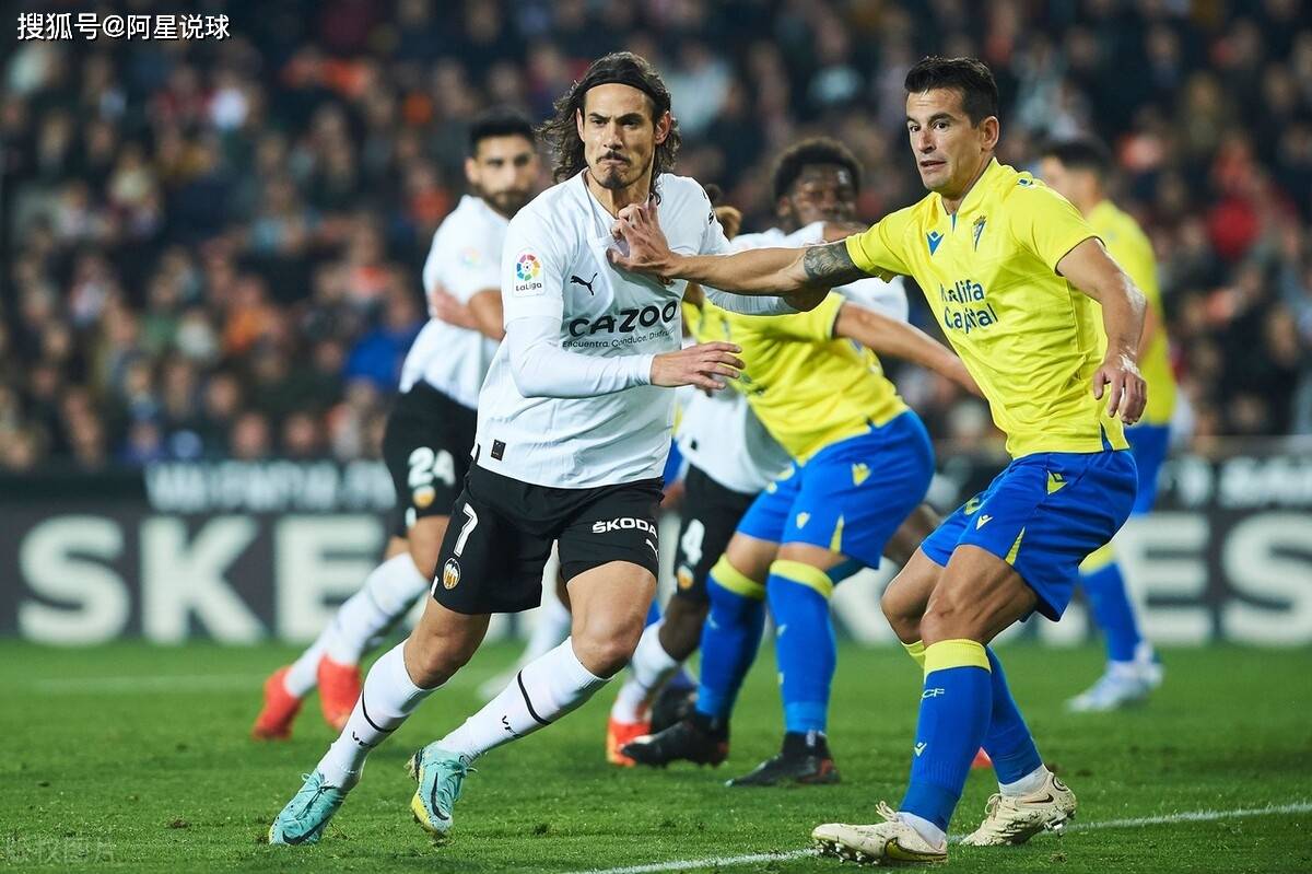 包含风云突变本菲卡转会期内部沟通,西甲版图或变,态度坚定,数据趋势出现新变化的词条 包含风云突变本菲卡转会期内部沟通,西甲版图或变,态度坚定,数据趋势出现新变化的词条