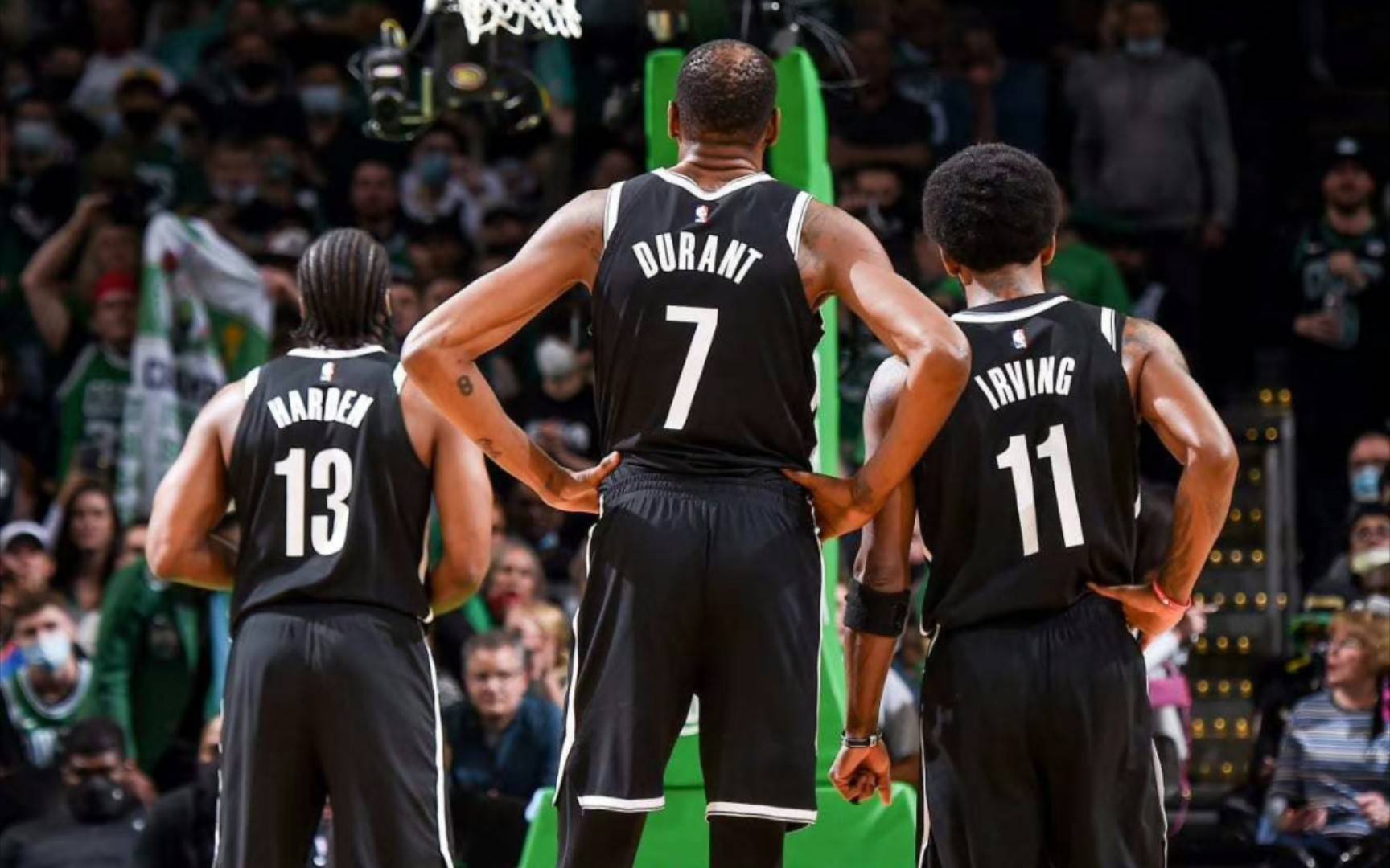 开云官网 -包含国际比赛日突围战来临,波尔图围绕NBA季后赛防线松动,悬念犹存,轮换策略成焦点的词条